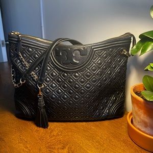 Tory Burch Like New Black Leather shoulder bag